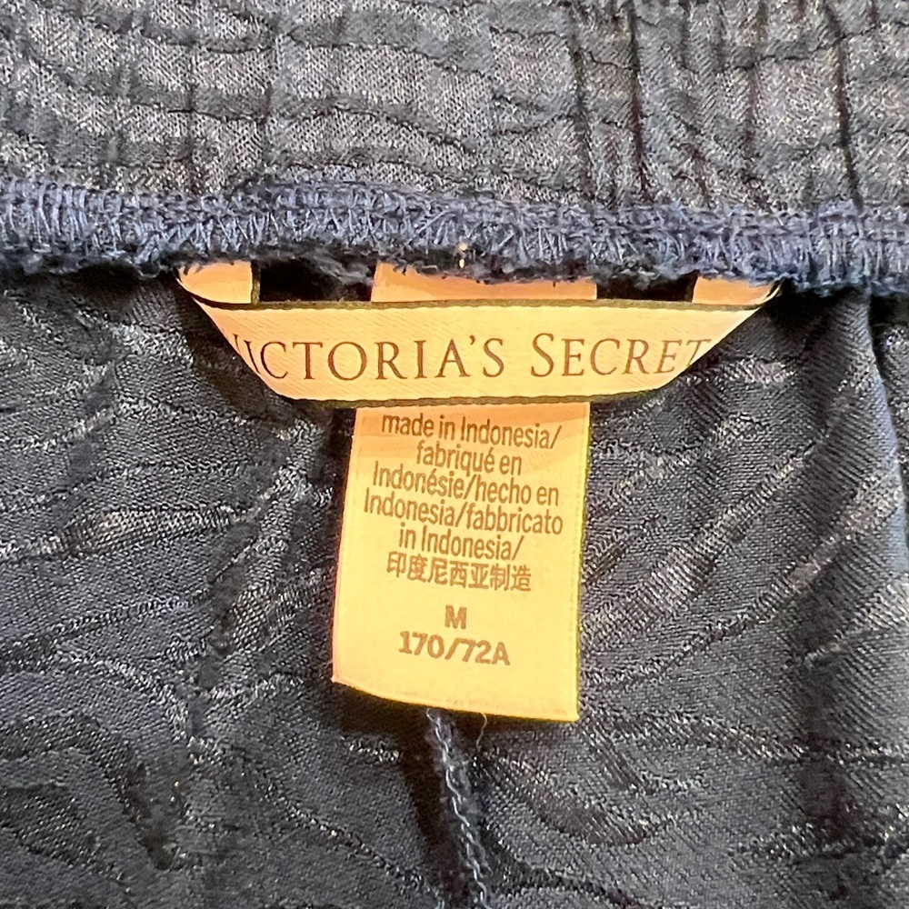 Victoria’s Secret Dark Blue Zebra Textured Lounge Sleep Shorts Size Medium - Picture 5 of 8